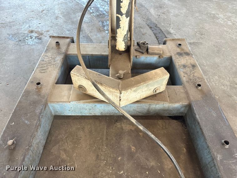 image for item EM6074 OTC crane