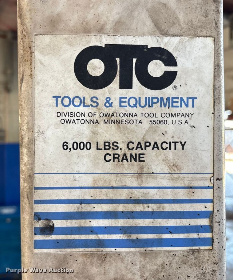 image for item EM6074 OTC crane