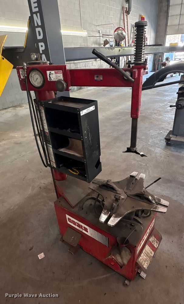 image for item EM6076 (2) tire machines