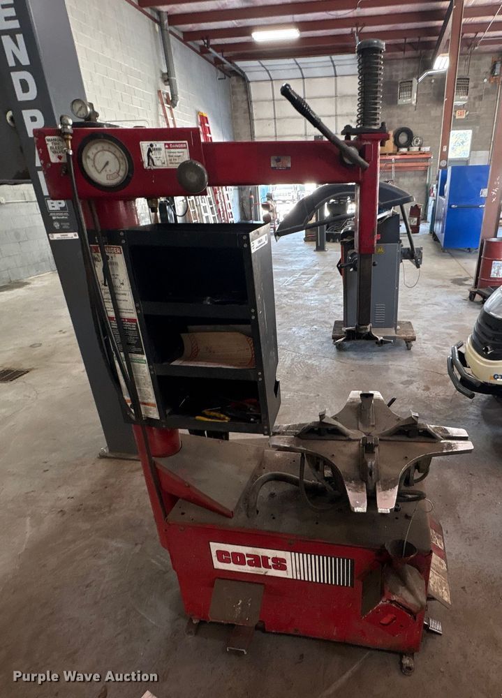 image for item EM6076 (2) tire machines