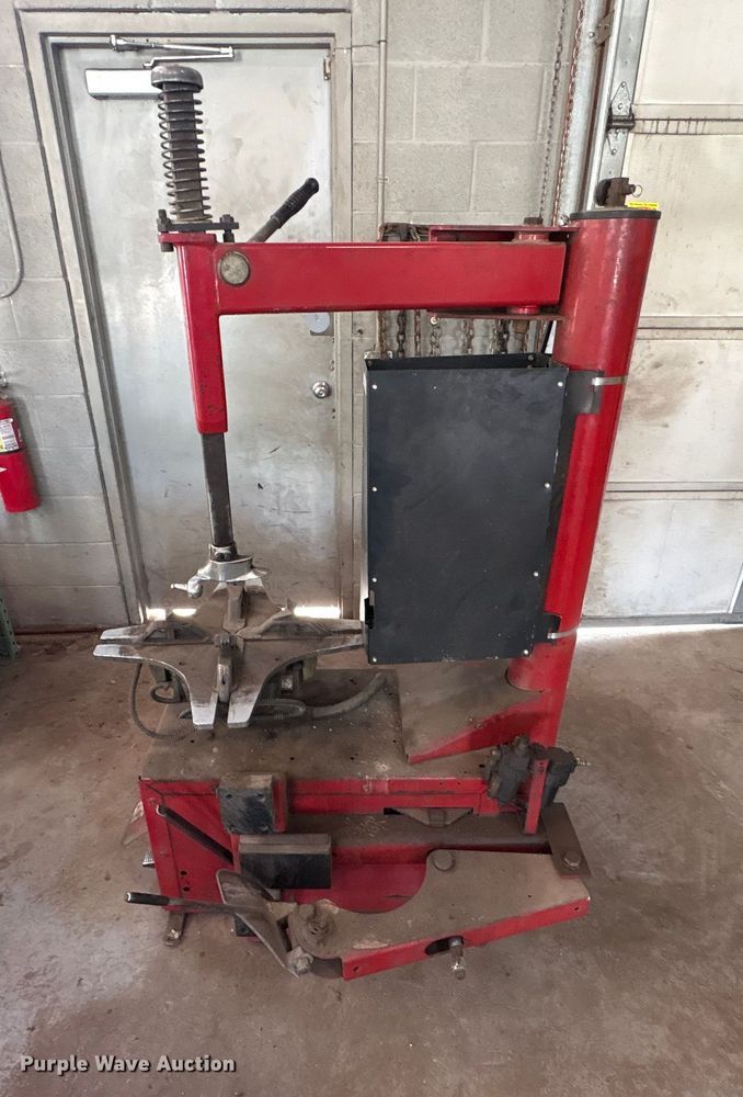 image for item EM6076 (2) tire machines