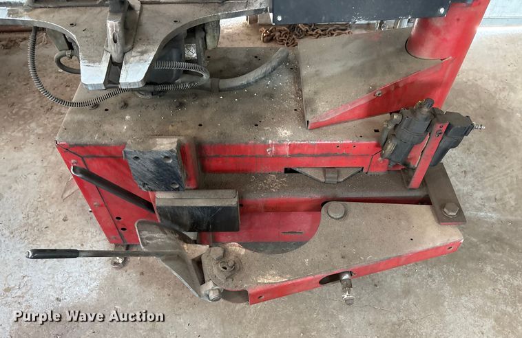 image for item EM6076 (2) tire machines