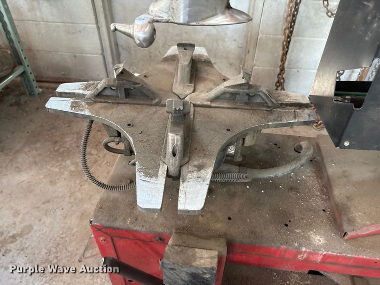 image for item EM6076 (2) tire machines