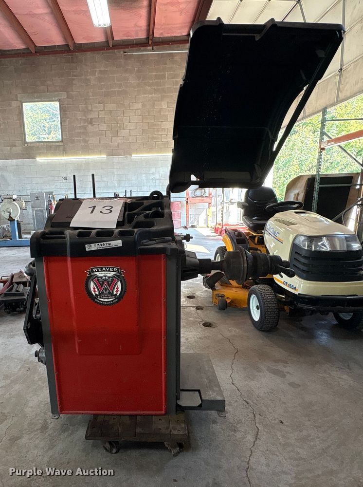 image for item EM6076 (2) tire machines