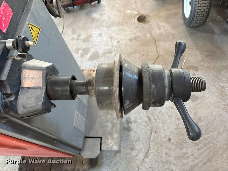 image for item EM6076 (2) tire machines