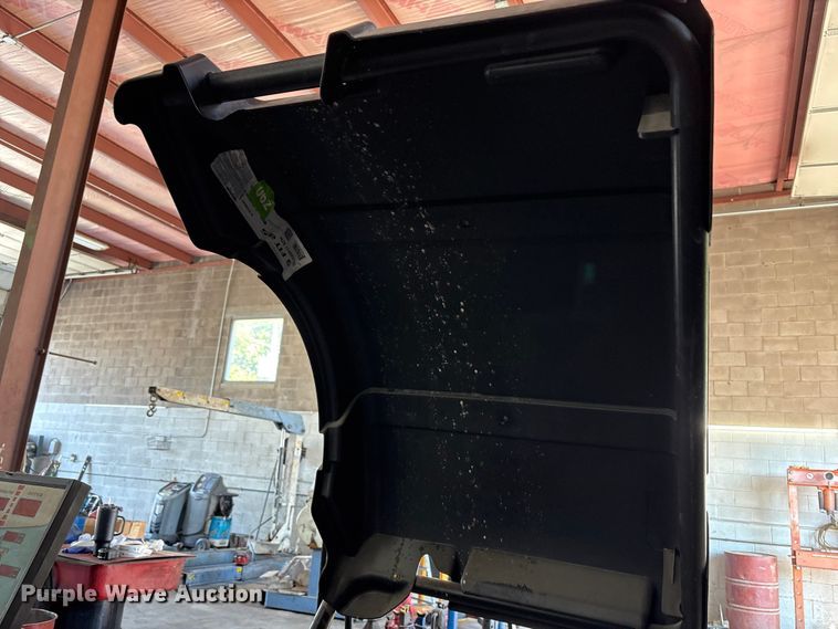 image for item EM6076 (2) tire machines