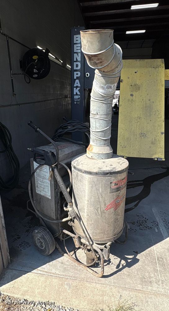 image for item EM6077 Whitco 423 pressure washer