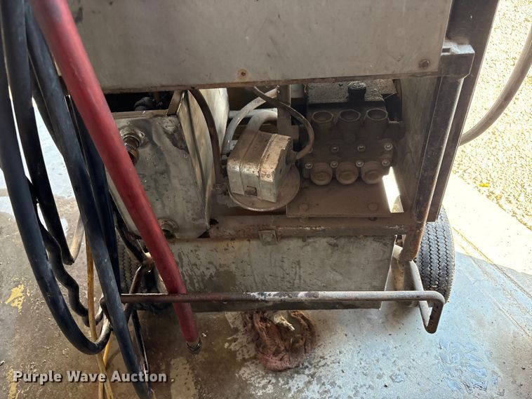 image for item EM6077 Whitco 423 pressure washer