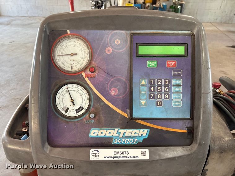 image for item EM6078 (2) Robinair refrigerant recovery recycling units