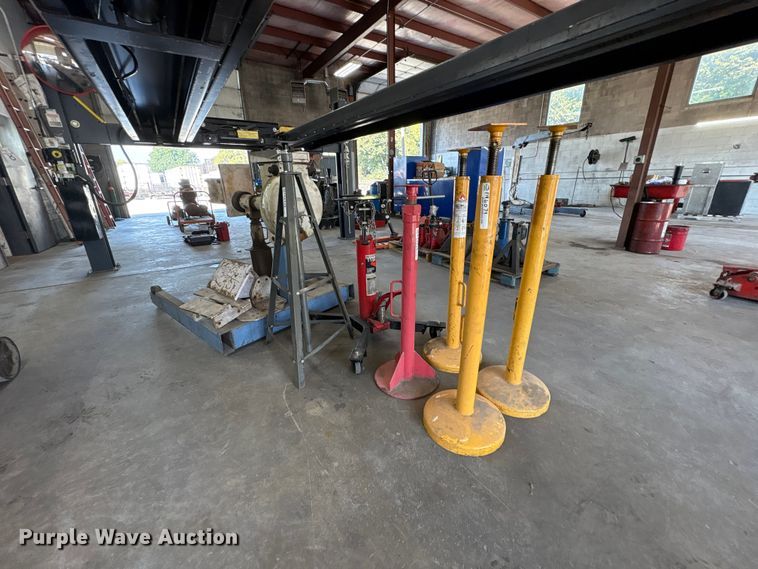 image for item EM6079 Tools