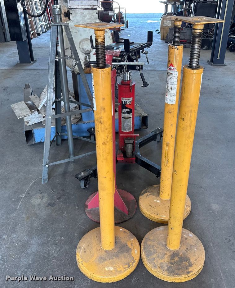 image for item EM6079 Tools