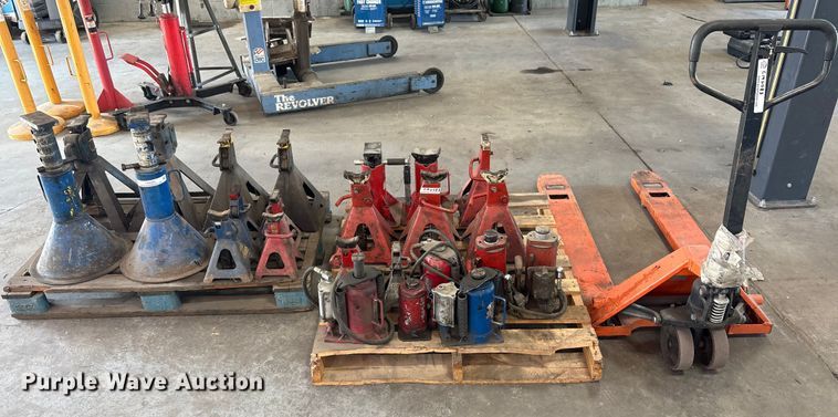 image for item EM6083 Tools