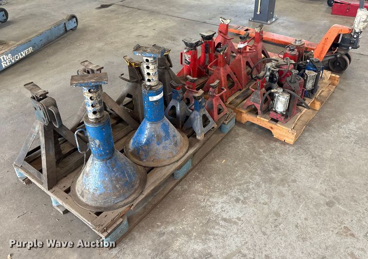 image for item EM6083 Tools