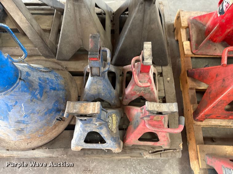 image for item EM6083 Tools