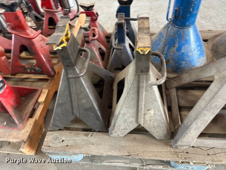 image for item EM6083 Tools