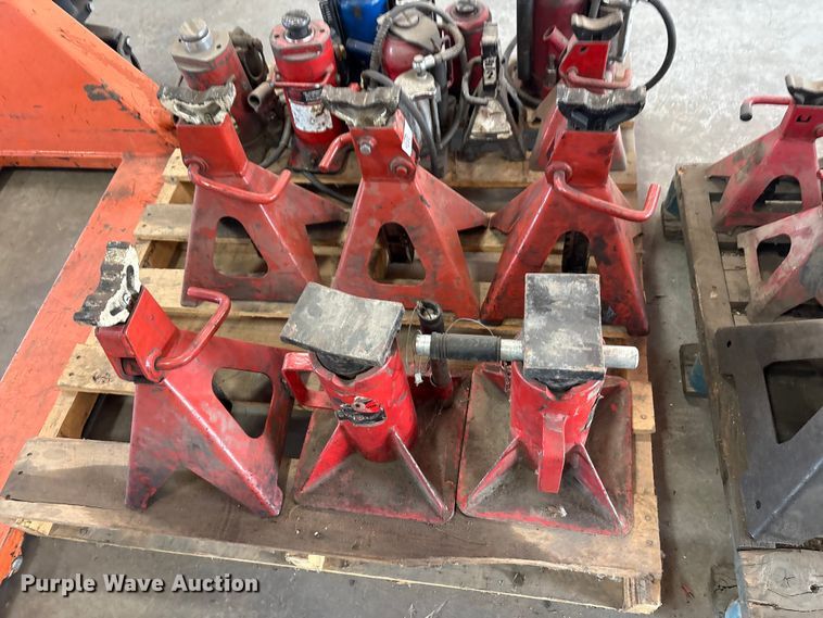 image for item EM6083 Tools