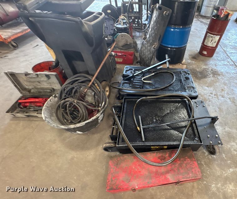 image for item EM6084 Tools