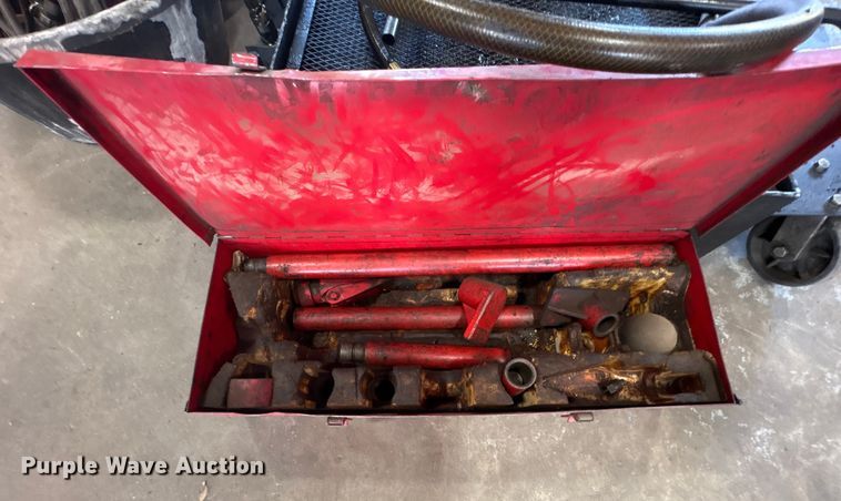 image for item EM6084 Tools