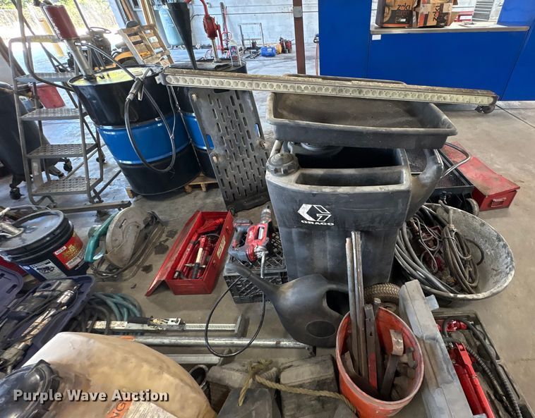 image for item EM6084 Tools