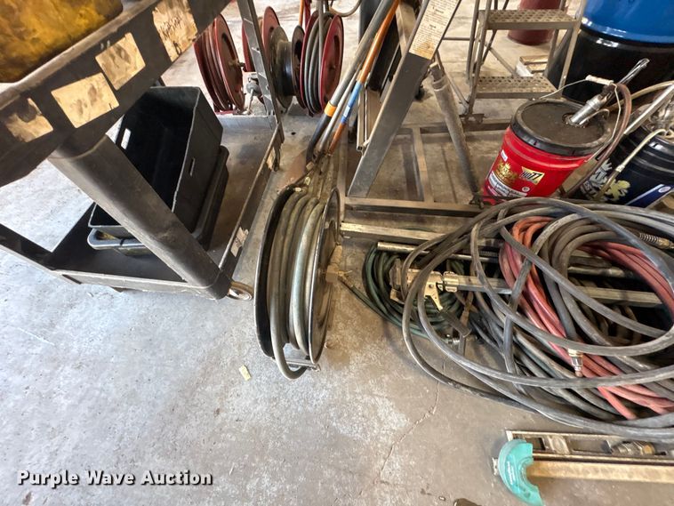 image for item EM6084 Tools