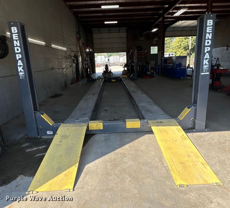 image for item EM6085 2021 Bendpak HDS-27X four post automotive lift