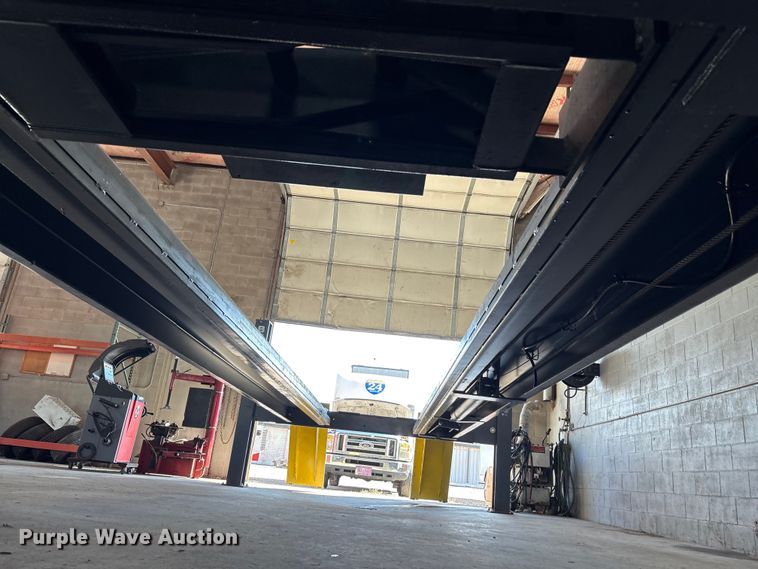 image for item EM6085 2021 Bendpak HDS-27X four post automotive lift