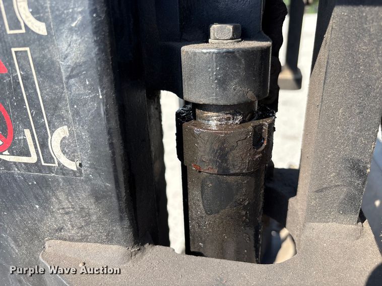 image for item EM6089 2003 Toyota 7FGCU20 forklift