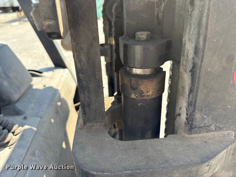 image for item EM6089 2003 Toyota 7FGCU20 forklift