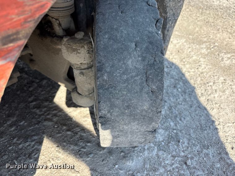 image for item EM6089 2003 Toyota 7FGCU20 forklift