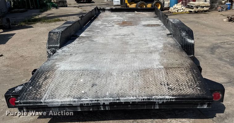 image for item EM8154 2006 Buck equipment trailer