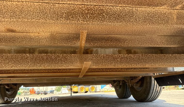 image for item EM8154 2006 Buck equipment trailer