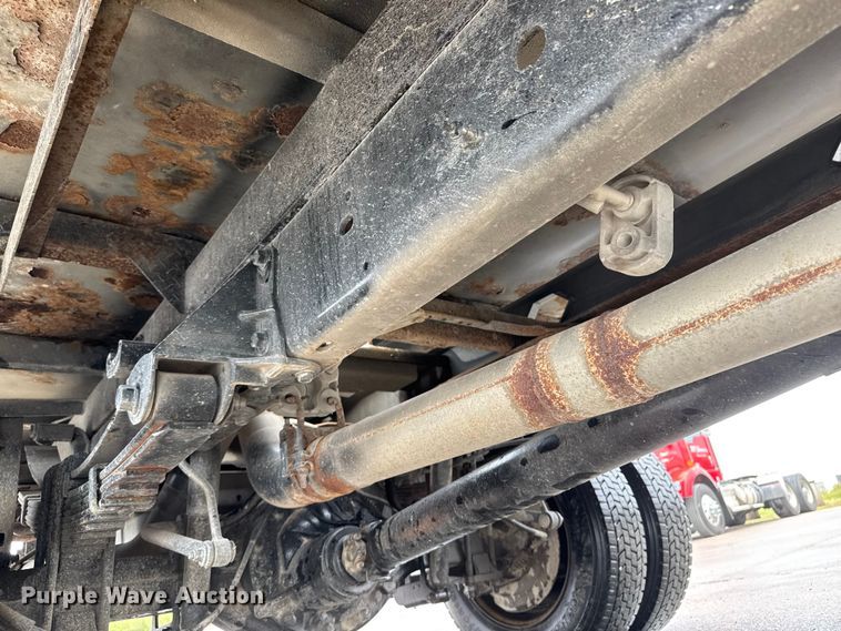 image for item EM8166 2008 Ford F450 Super Duty XL flatbed truck