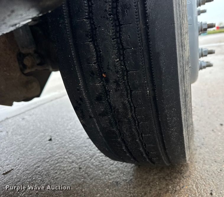 image for item EM8166 2008 Ford F450 Super Duty XL flatbed truck