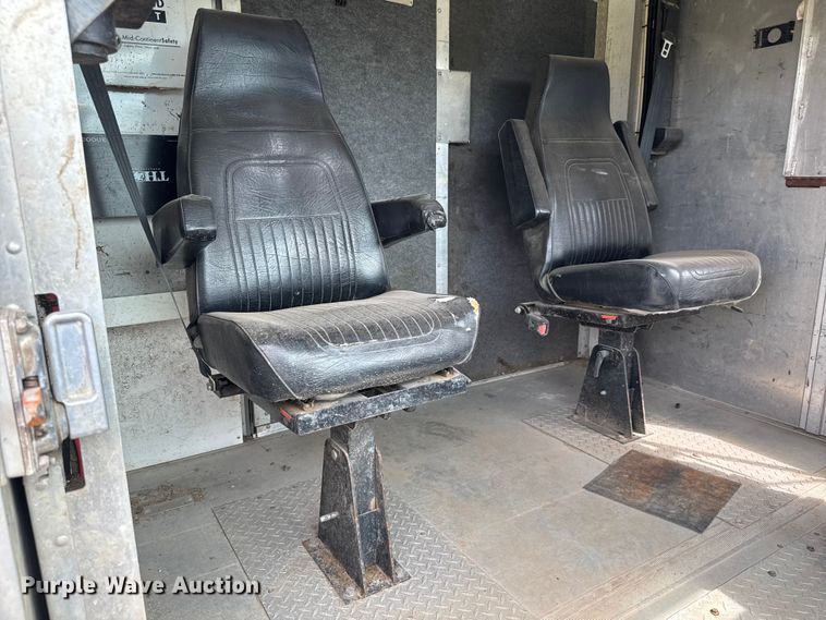 image for item EM8196 2015 Freightliner MT55 delivery van