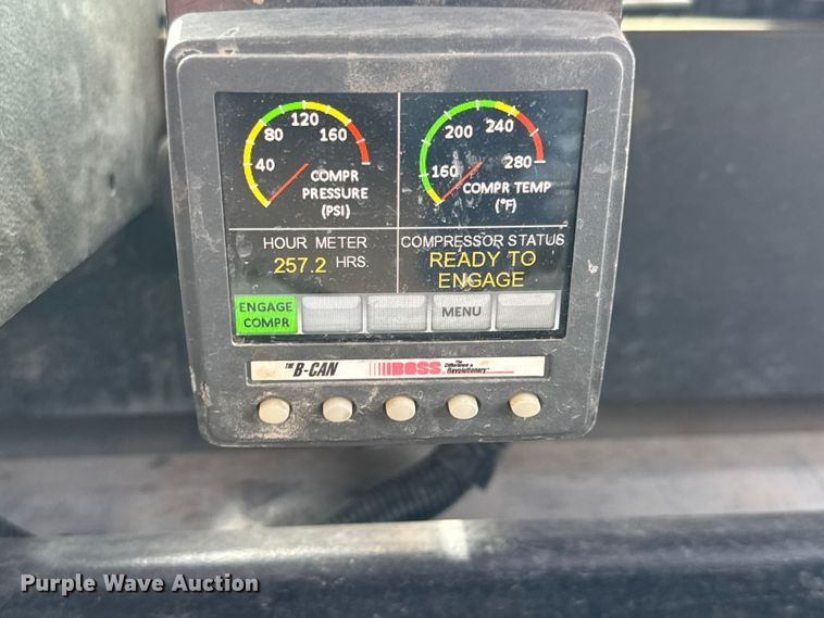 image for item EM8196 2015 Freightliner MT55 delivery van