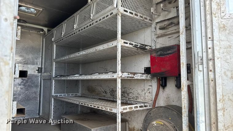 image for item EM8196 2015 Freightliner MT55 delivery van