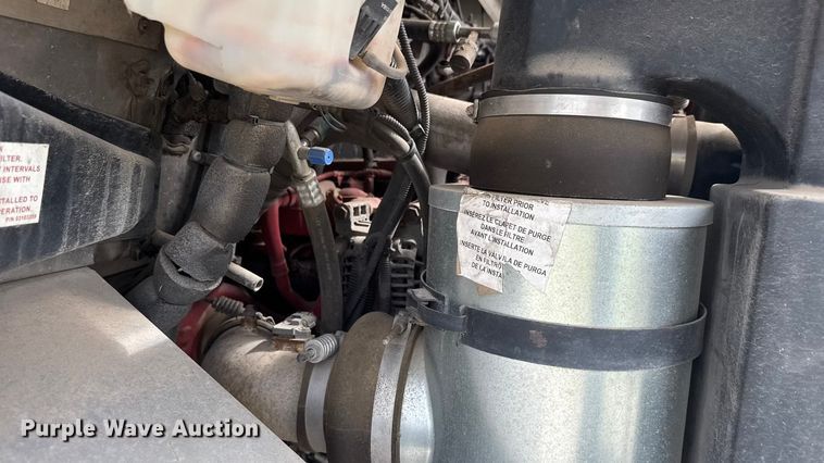 image for item EM8196 2015 Freightliner MT55 delivery van