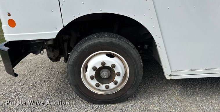 image for item EM8196 2015 Freightliner MT55 delivery van