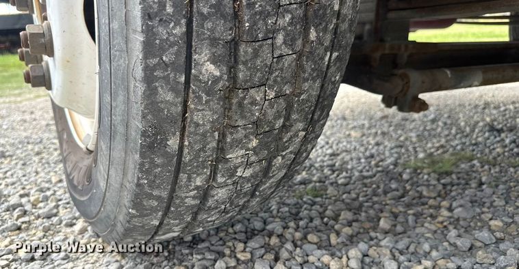 image for item EM8196 2015 Freightliner MT55 delivery van