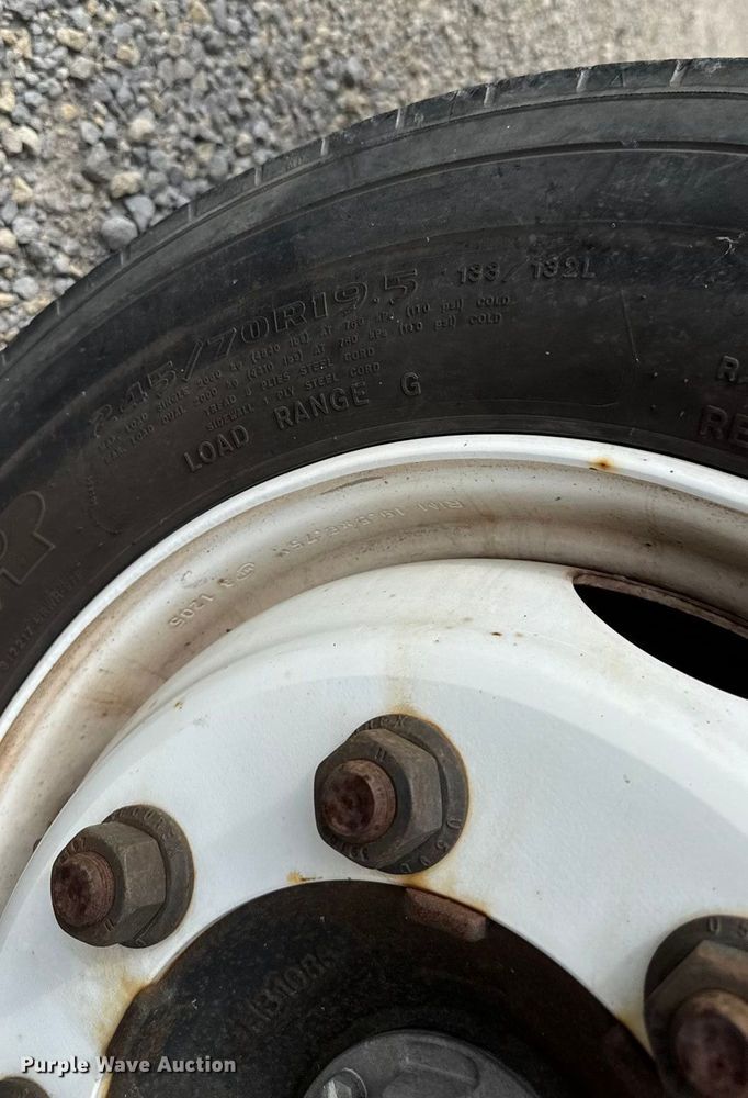 image for item EM8196 2015 Freightliner MT55 delivery van