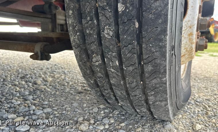 image for item EM8196 2015 Freightliner MT55 delivery van