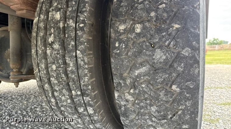 image for item EM8196 2015 Freightliner MT55 delivery van