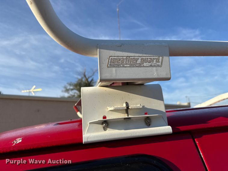 image for item EM8256 2008 Ford E350 Super Duty van