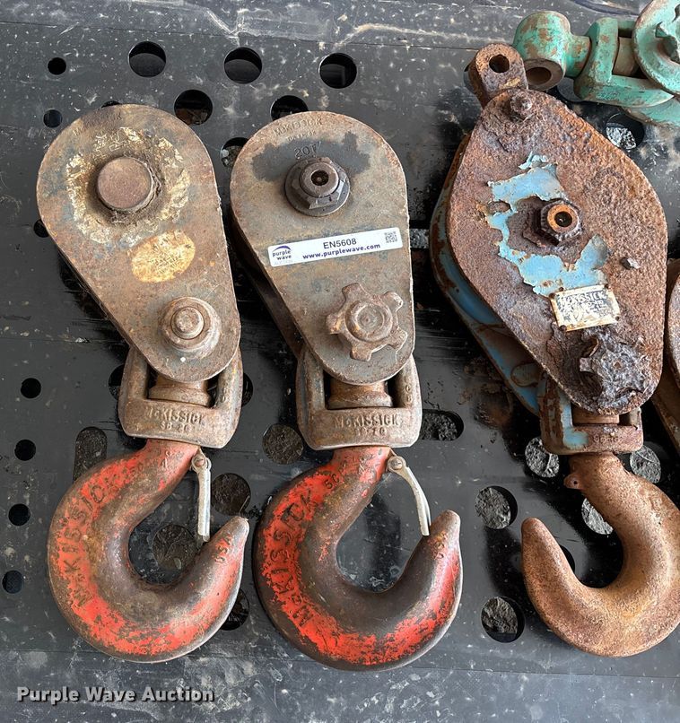 image for item EN5608 (5) cable snatch blocks