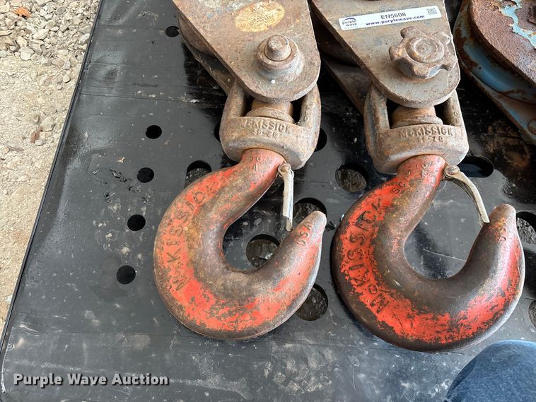 image for item EN5608 (5) cable snatch blocks