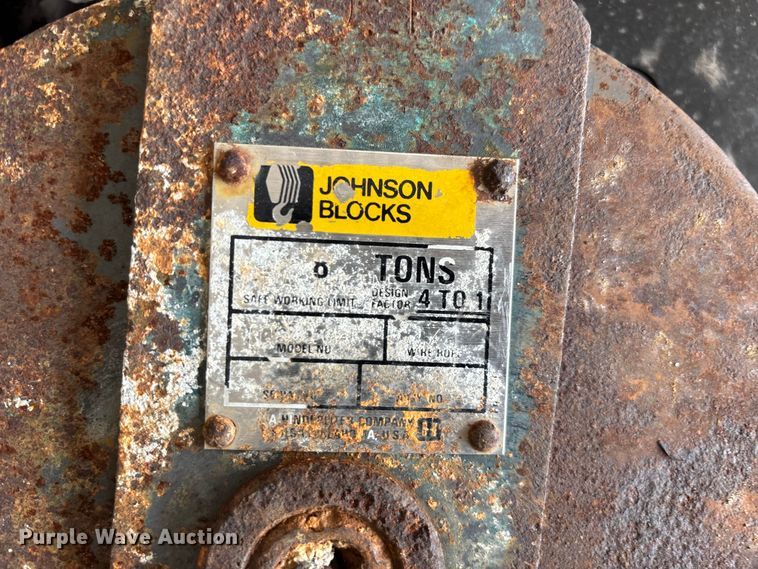 image for item EN5608 (5) cable snatch blocks