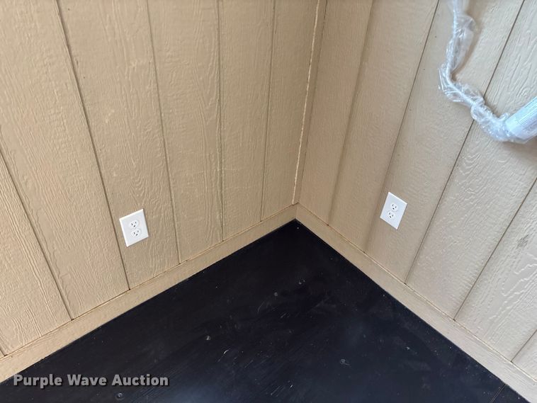 image for item EN5611 Office container