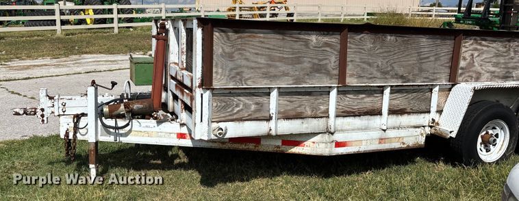 image for item EN5618 1998 Kodiak utility trailer