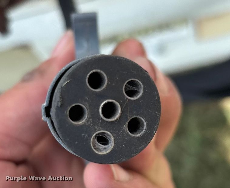 image for item EN5618 1998 Kodiak utility trailer