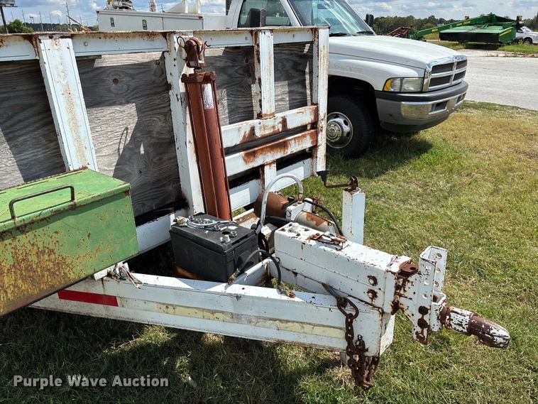 image for item EN5618 1998 Kodiak utility trailer